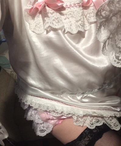 And more frilliness, you just can't help yourself;)